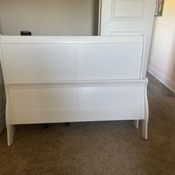 Queen Headboard And Footboard With Rails