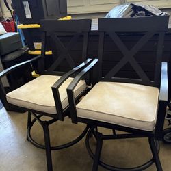 Bar Stools 