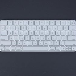 NWOT, APPLE MAGIC KEYBOARD A2449 WITH TOUCH ID .