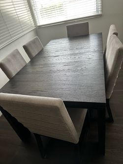 Dining room set