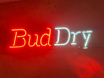 Neon light bud dry
