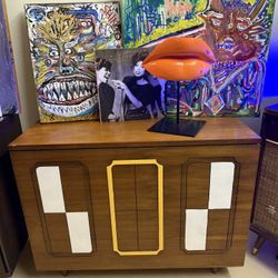 ✨ RARE MCM Mid-Century Modern Convertible Sewing Desk / Craft Table - Folds to Cabinet! ✨ o.b.o.