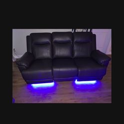 Loveseat And Recliner And Coffee Table And Queen Bed Still In Box Bundle 