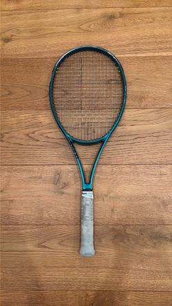 Wilson blade tennis racket