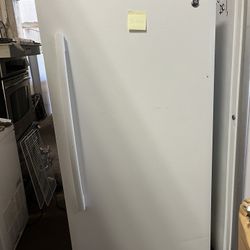 GE Freezer 