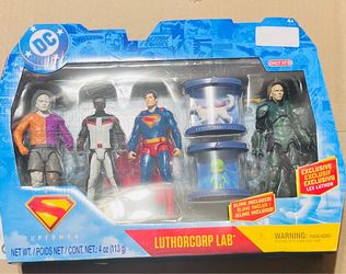 DC Superman Luthorcorp Lab Action Figure Set