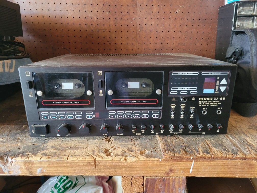 BMB DA88 Karaoke Amplifier