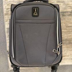 ✈️ Travelpro Rolling Carry-On Suitcase – $30– Lightweight & Durable