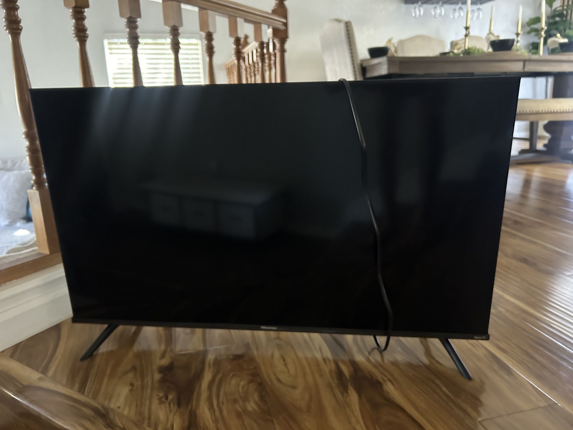 40in Hisense Roku TV