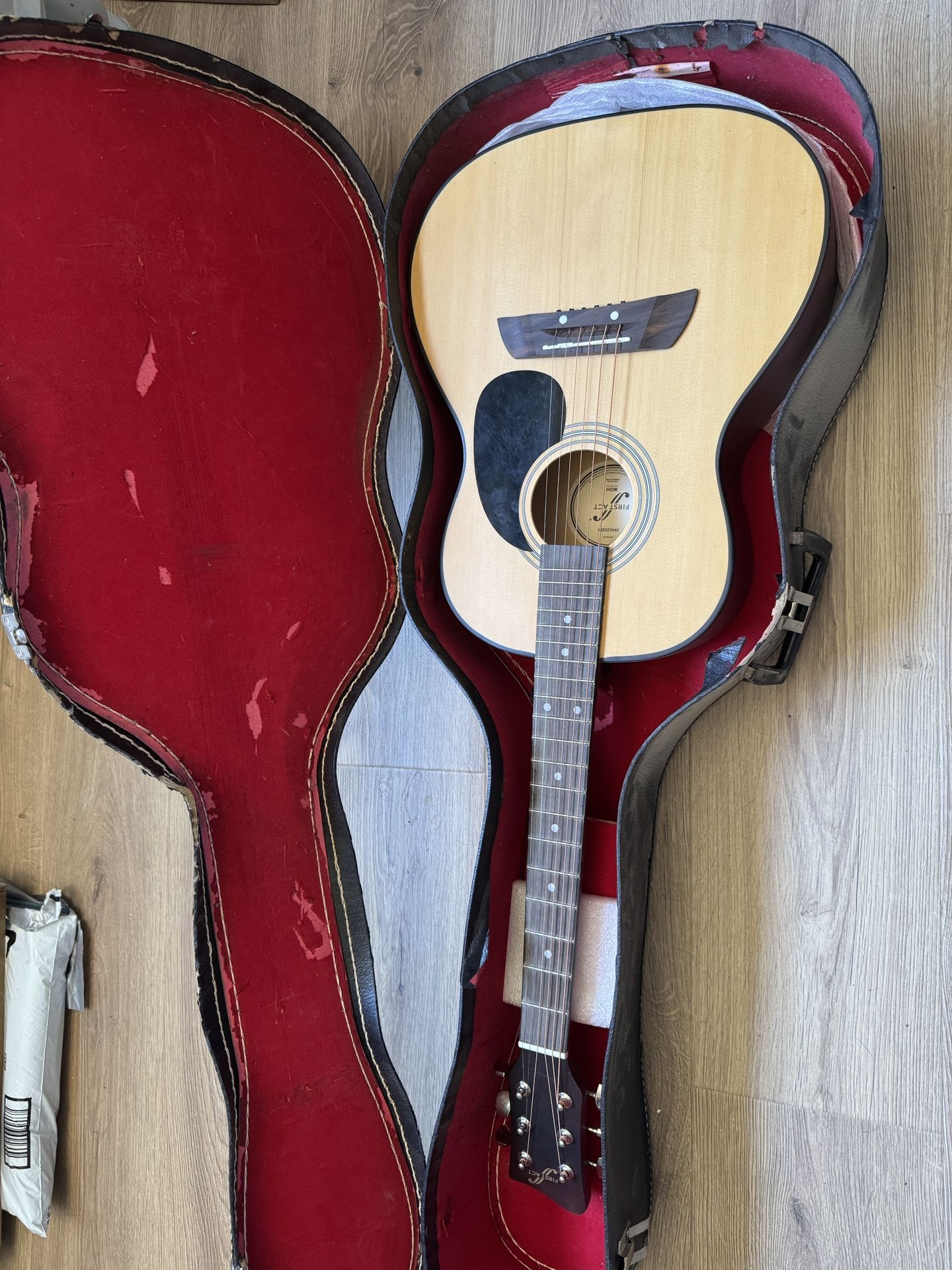 Acoustic guitar