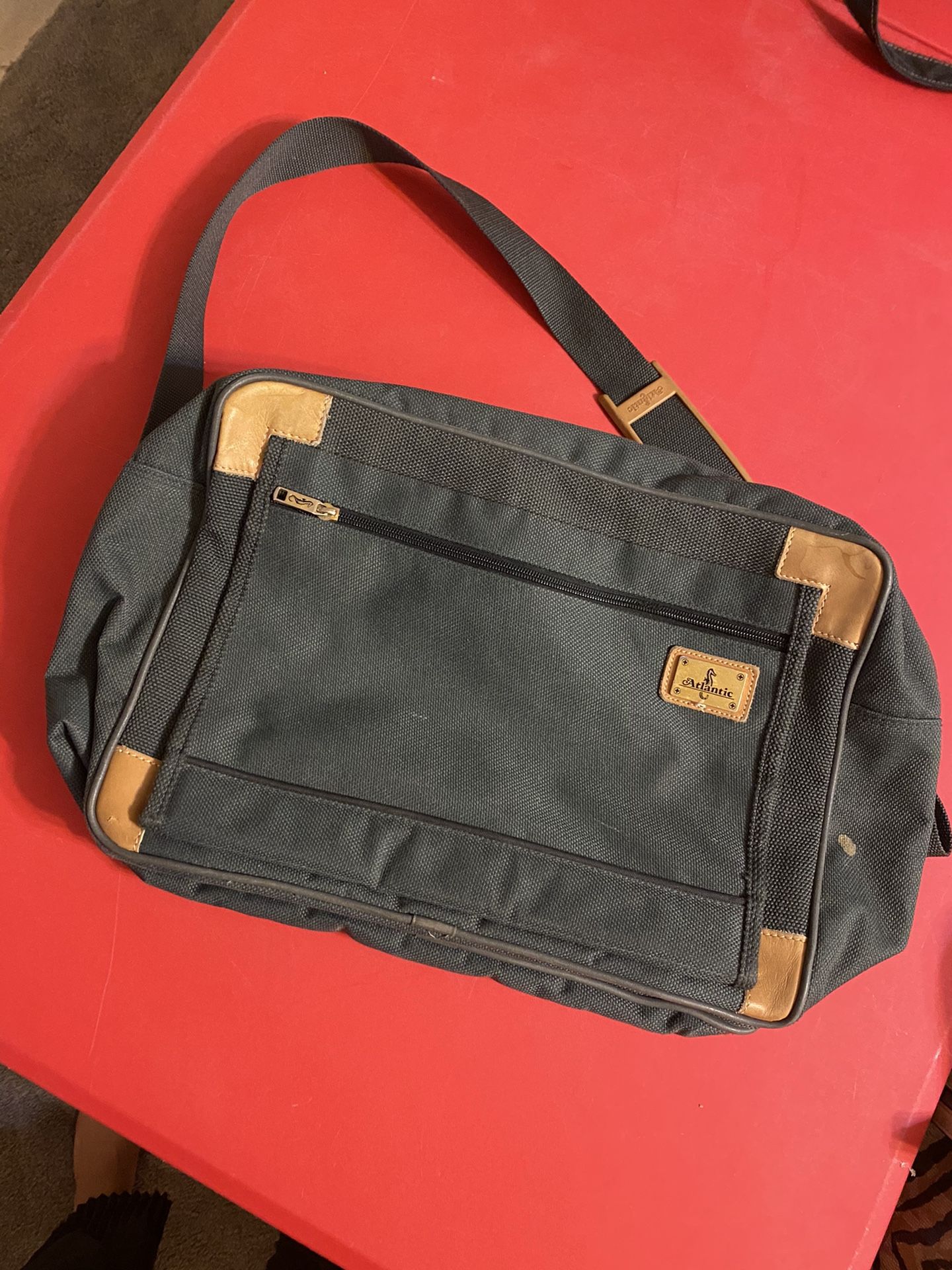 Travel Messenger Bag