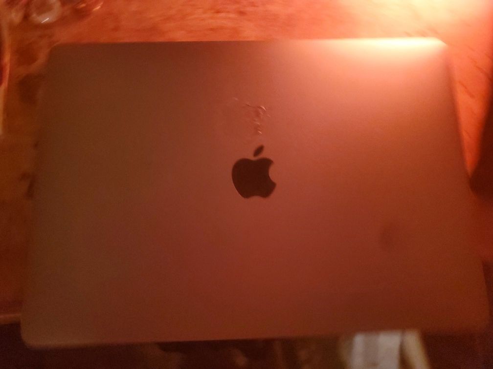 Apple Macbook Pro 