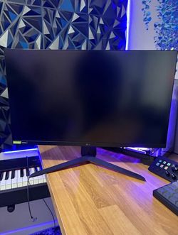 LG Ultragear 27’ 165hz QHD (1440p) NANO IPS Gaming Monitor - LIKE NEW!!!