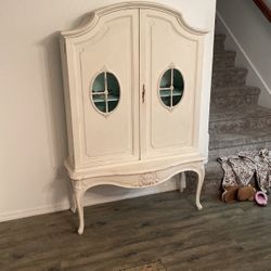 Antique Vintage China Cabinet 