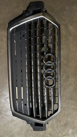 2017 -2020 Audi Q7 Grill $250