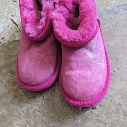 GENUINE KIDS CLASSIC MINI ULTRA UGGS LOW ZIPPER BOOTS SIZE 11