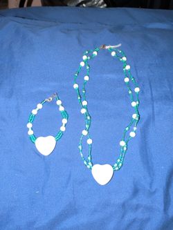 Heart necklace and bracelet set