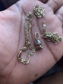 10kt Chain + Bear pendant