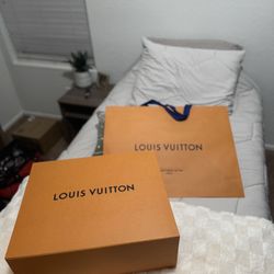 Louis Vuitton Bag & Box 