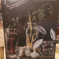 4 Pc mason  glass  jar set must pick up