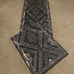 2.5’x10’ Ruggable Rug (Pad Not Included)