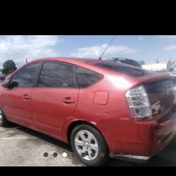 Parts, Toyota Prius selling parts