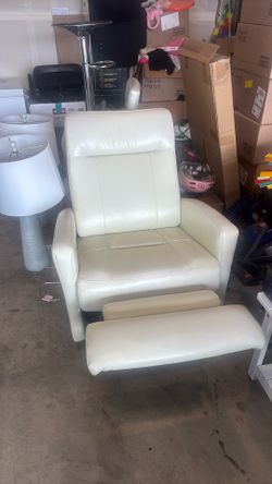 Lazy boy chair