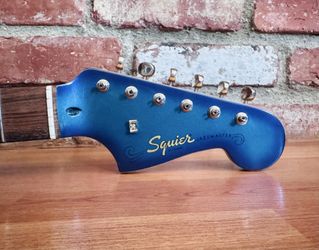 Squier Classic Vibe Jazzmaster Neck Competition Burgundy