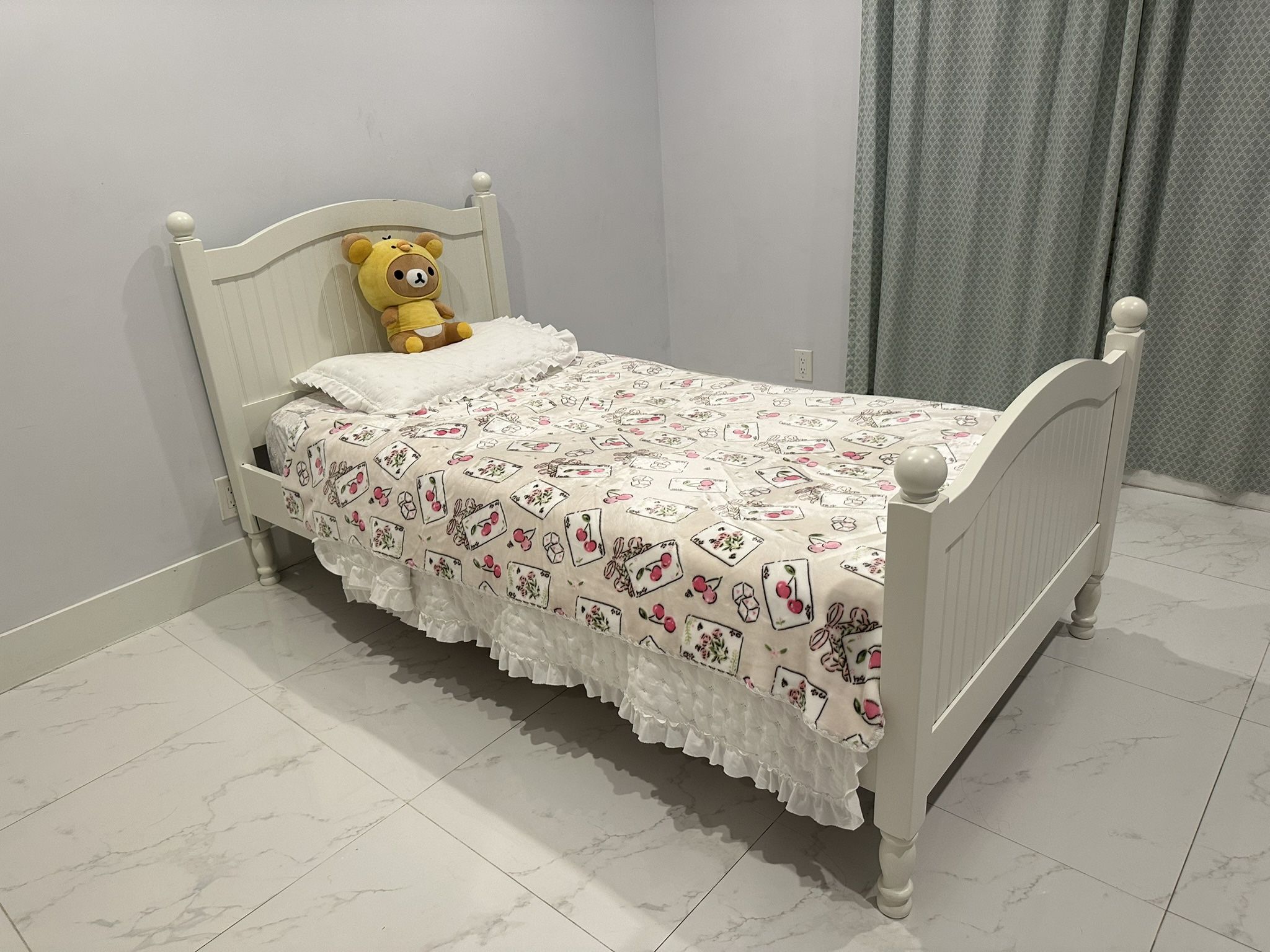 Pottery Barn Catalina Twin Bed