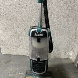 Vacumm Shark Trabaja Muy Bien $40
