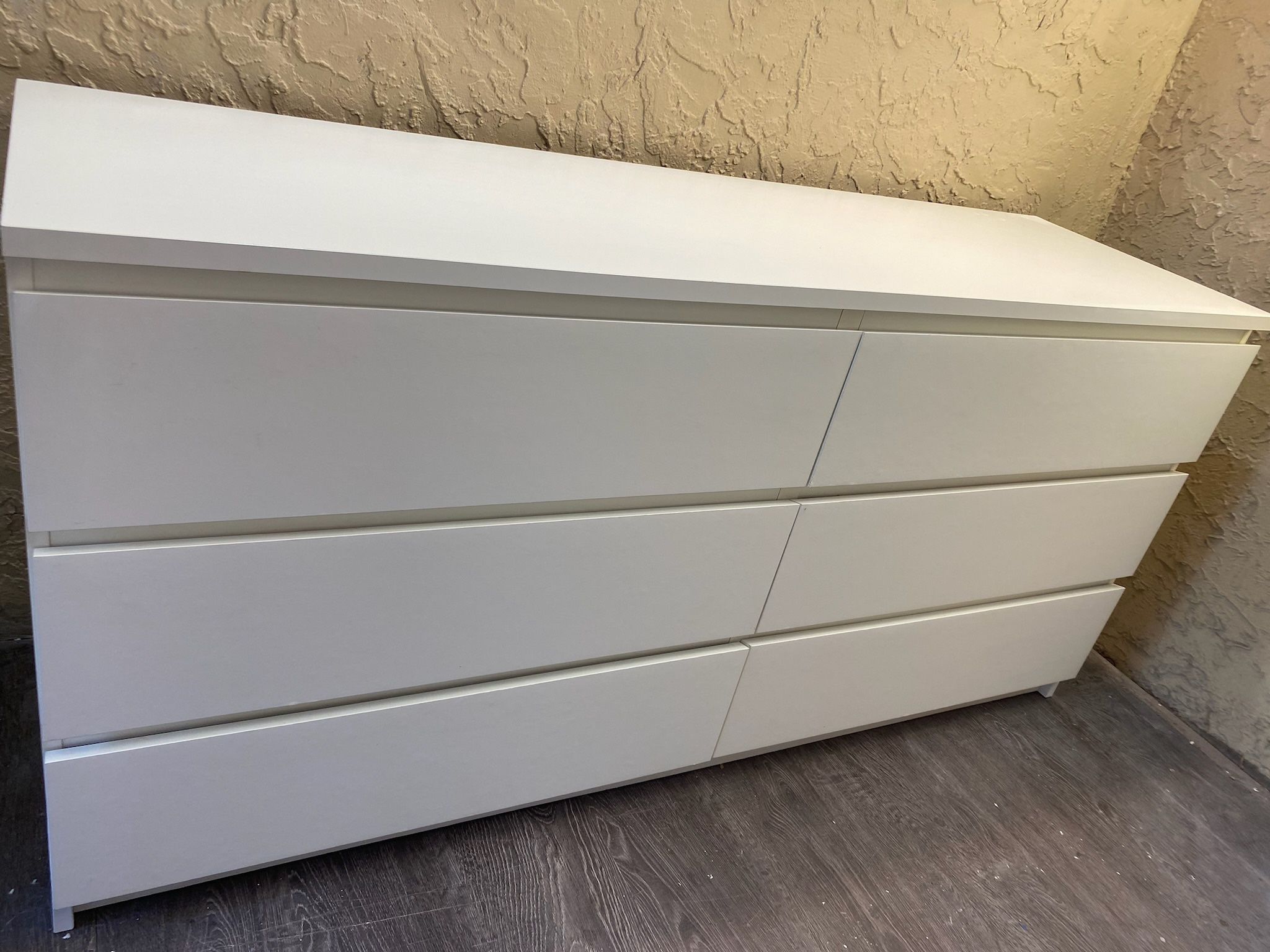 Large White Six Drawer Dresser - Delivery Available For A Fee - See My Other Items 😀