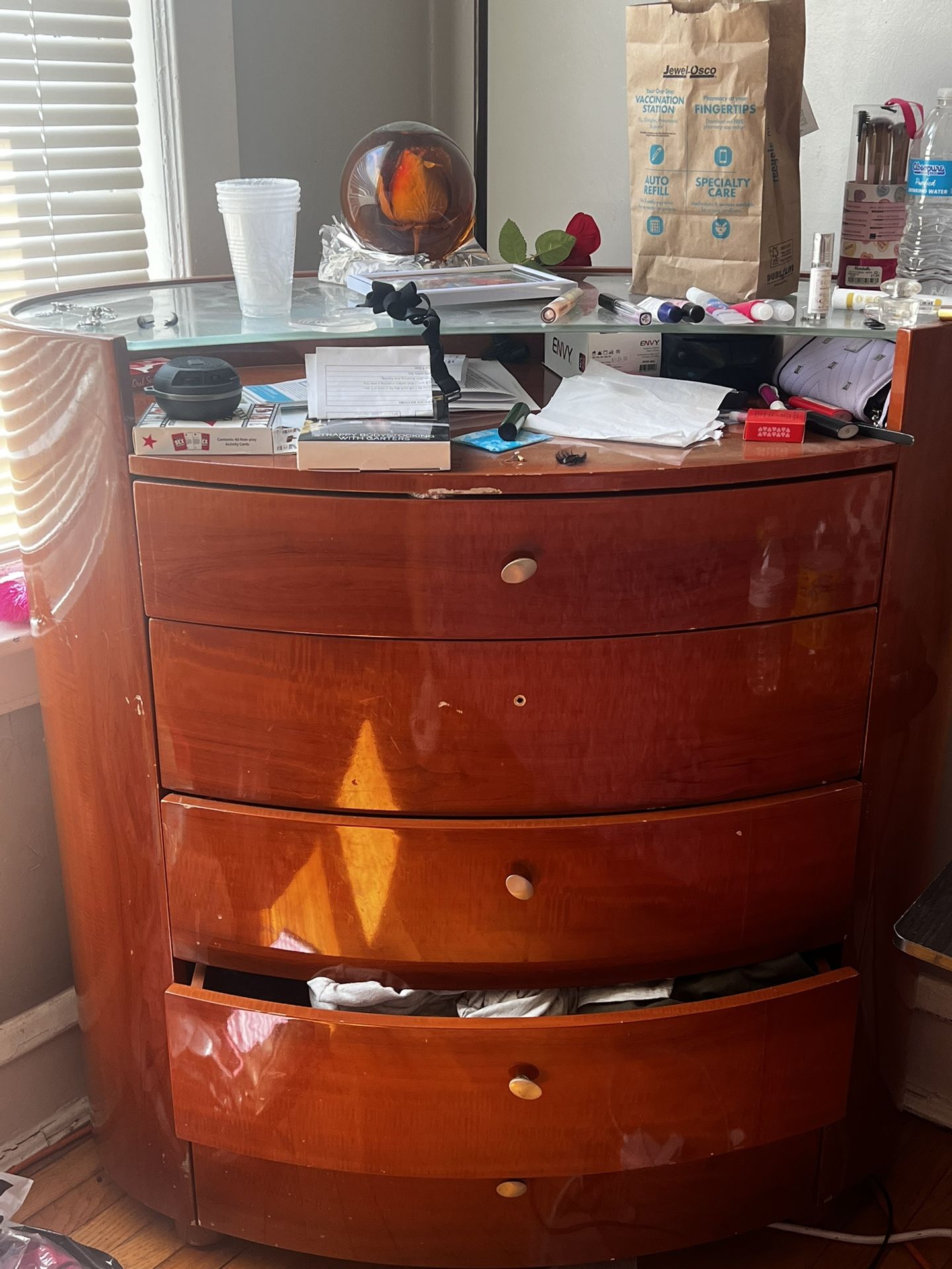 Dresser Set