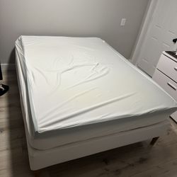 IKEA Queen ESPEVÄR Bed Frame/mattress Base With Mattress 