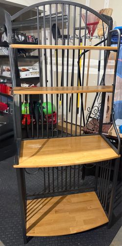 Display shelf / rack