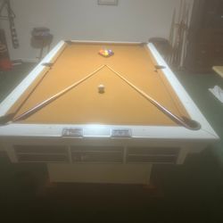 Return ball vintage Pool Table For Sale