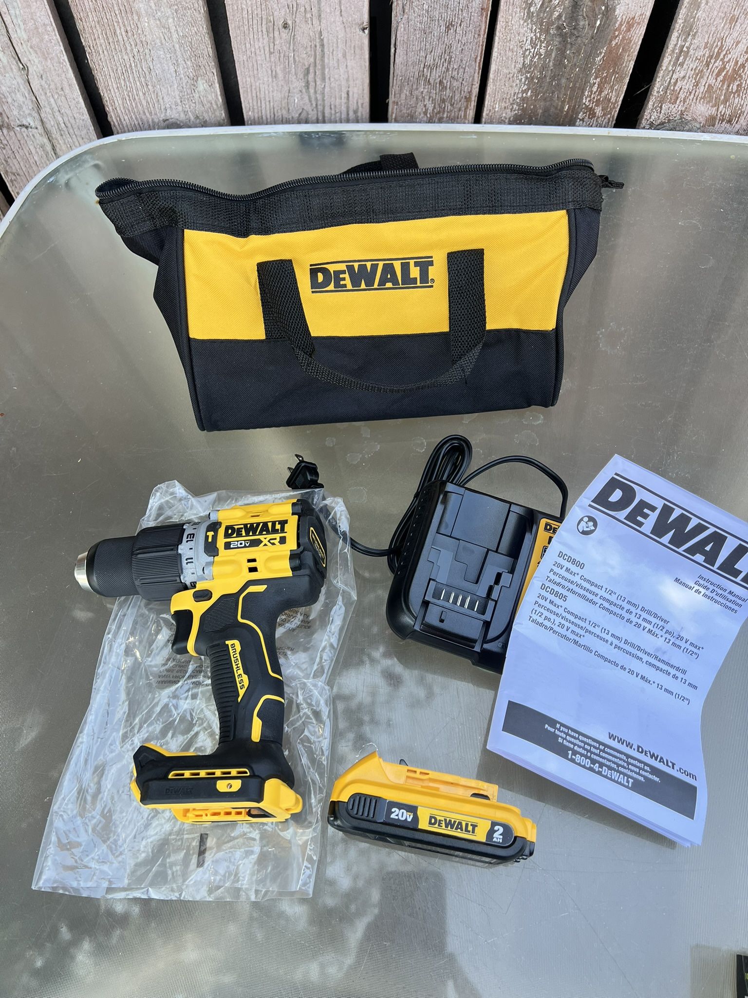 Dewalt 20v Brushless Atomic 1/2 in. Hammer Drill Kit