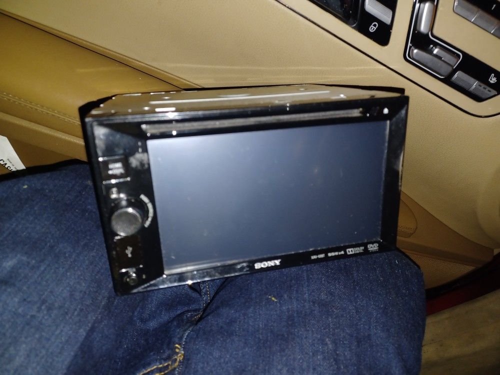 Sony Double DIN  Model XAV-68BT