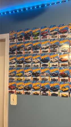 Hot Wheels Die-Cast Car Collection Lot
