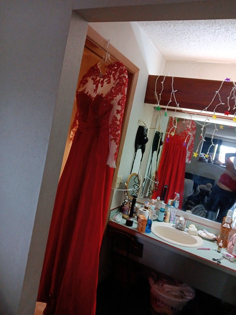 Replica Of Princess Diana Red Ball Gown Size 10