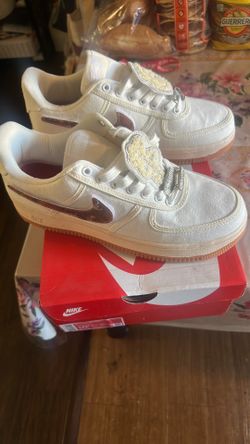 Nike t travis size 10