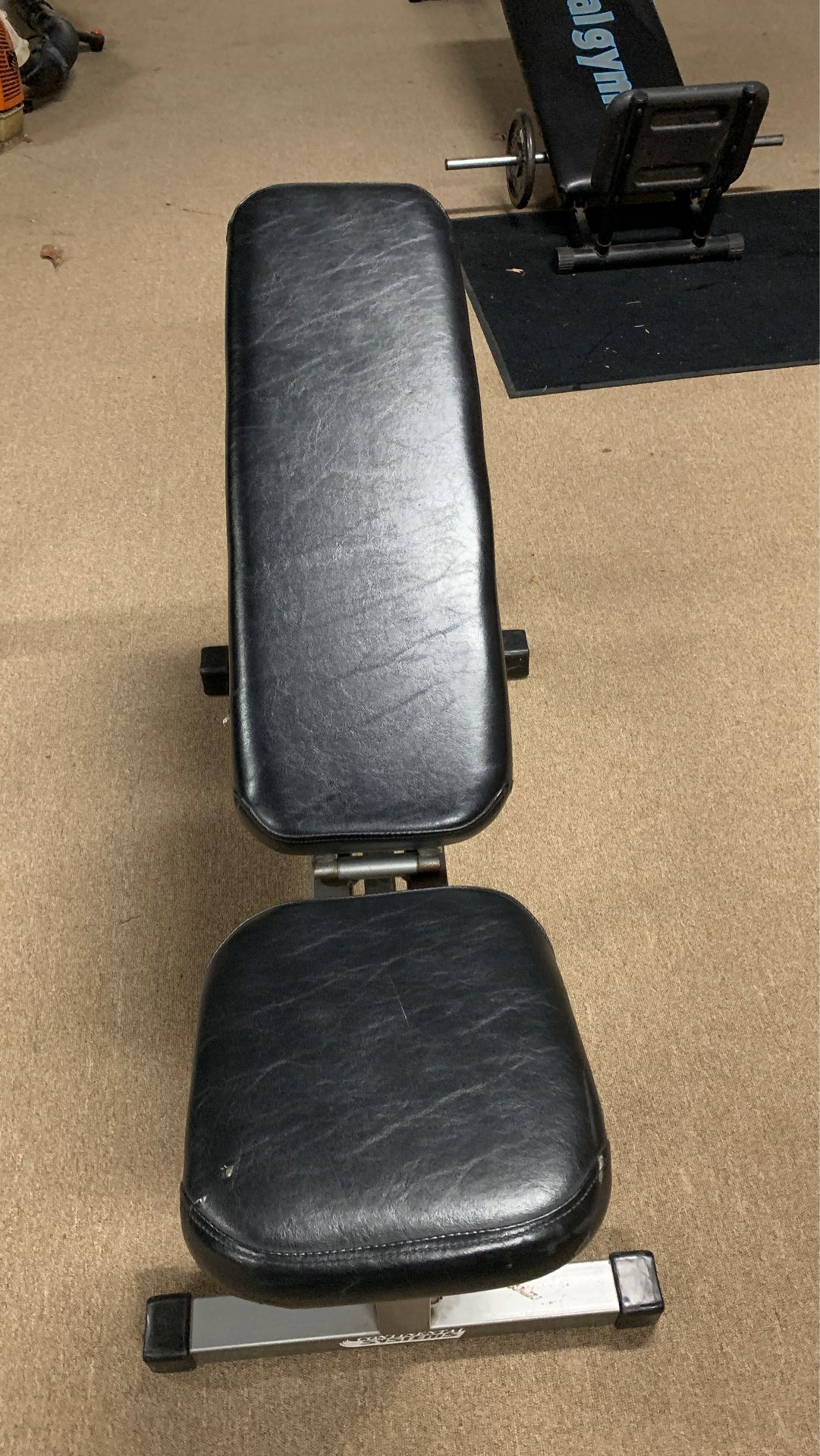 Adjustable Weight Bench. Incline decline almost new. $85.00.