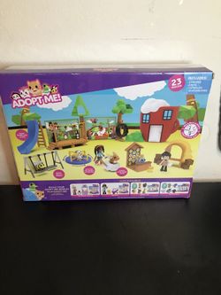 Adopt Me! Coffee Shop & Playground Playset