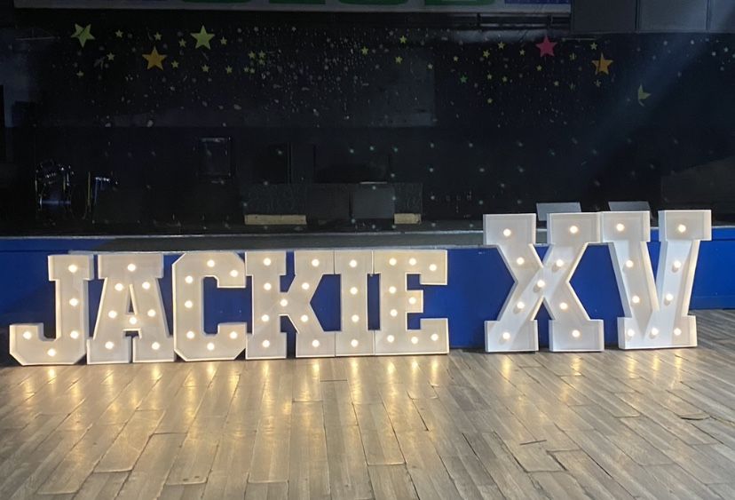 Marquee letters