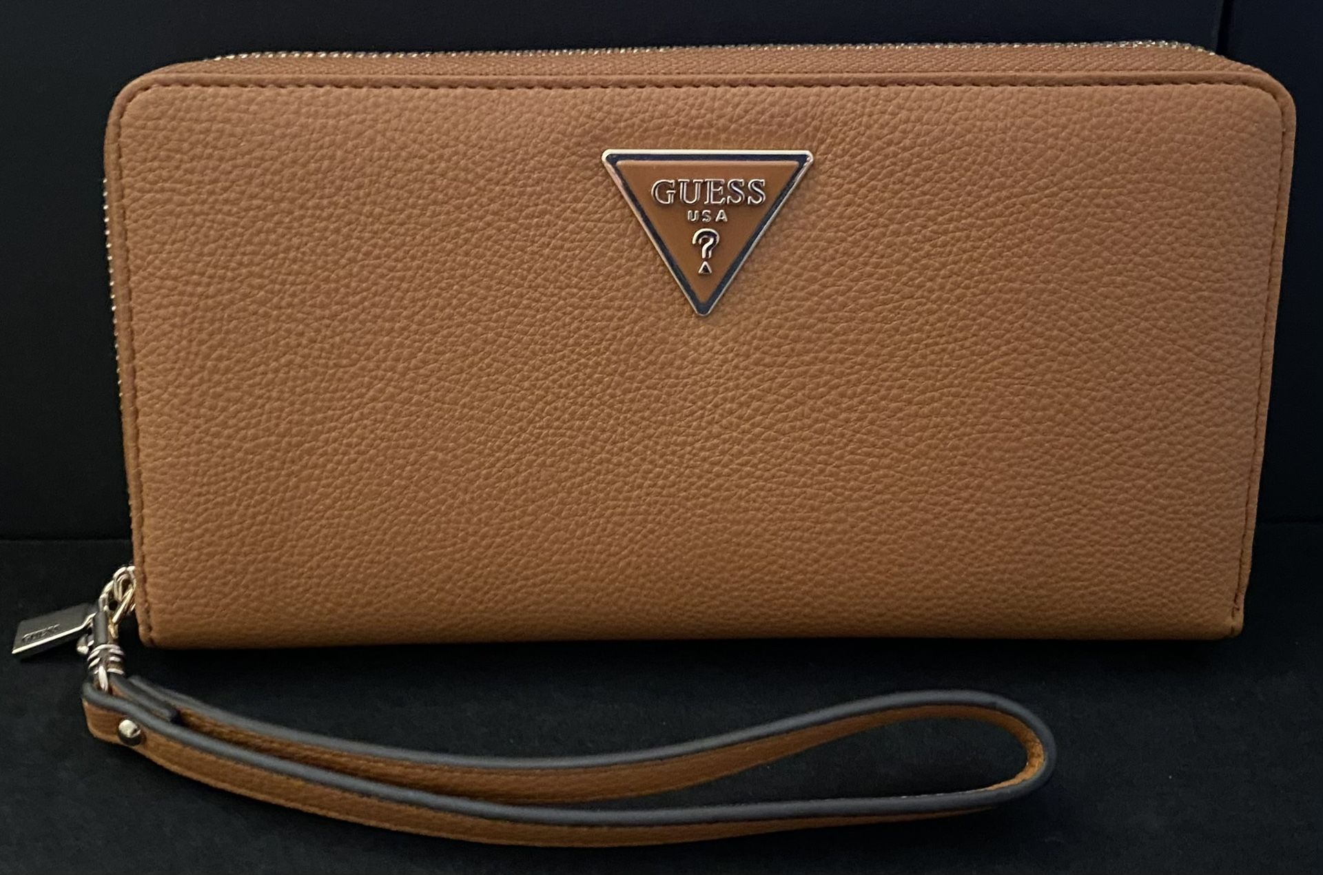 GUESS Women’s Wristlet Wallet