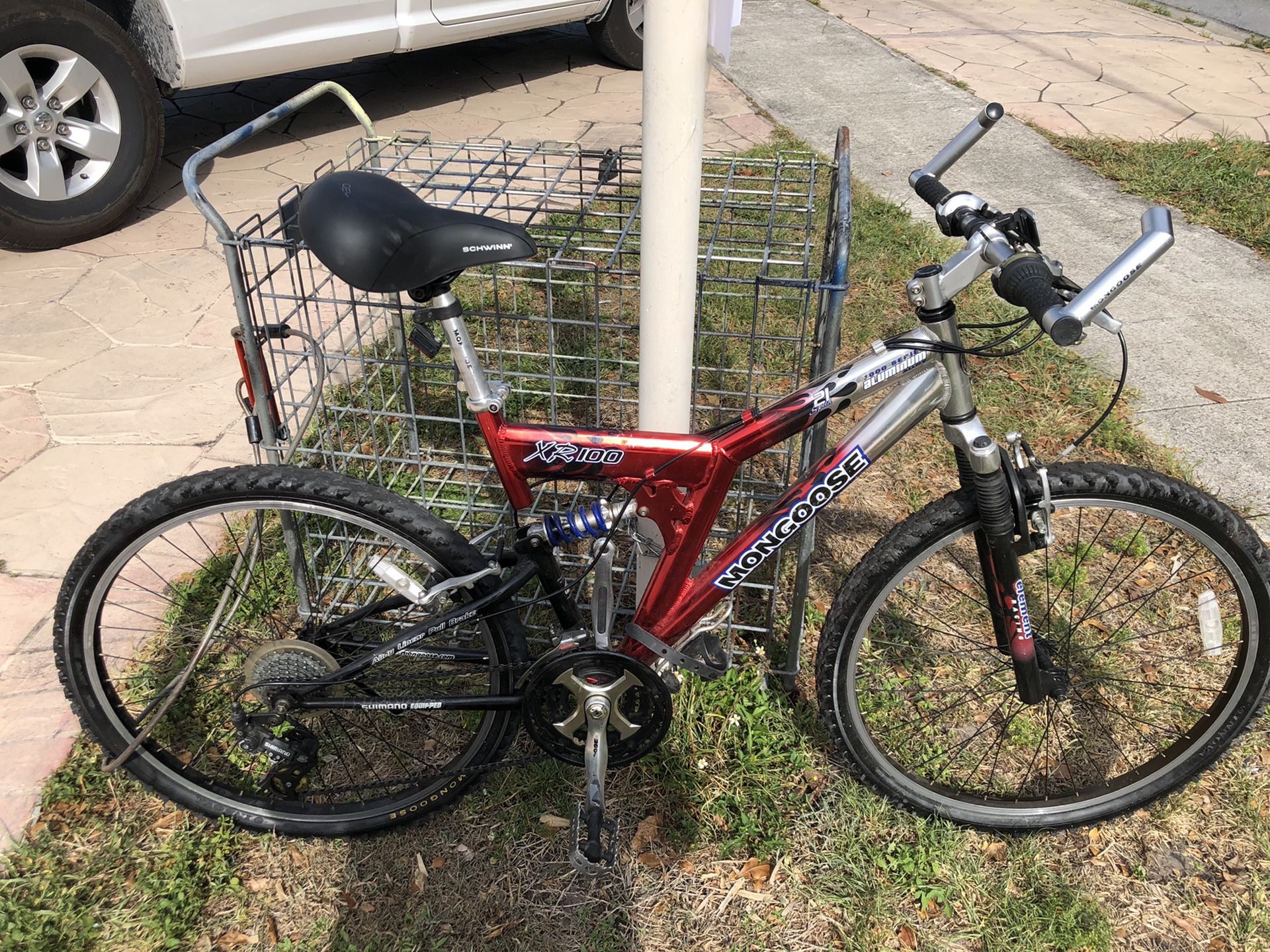 mongoose xr100 mountain bike