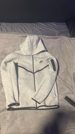 Grey nike tech