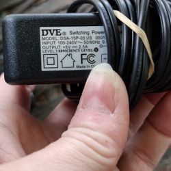 Genuine DVE DSA-15P-05 US 050125 Switching AC Adapter 5V 2.5A Power Supply OEM