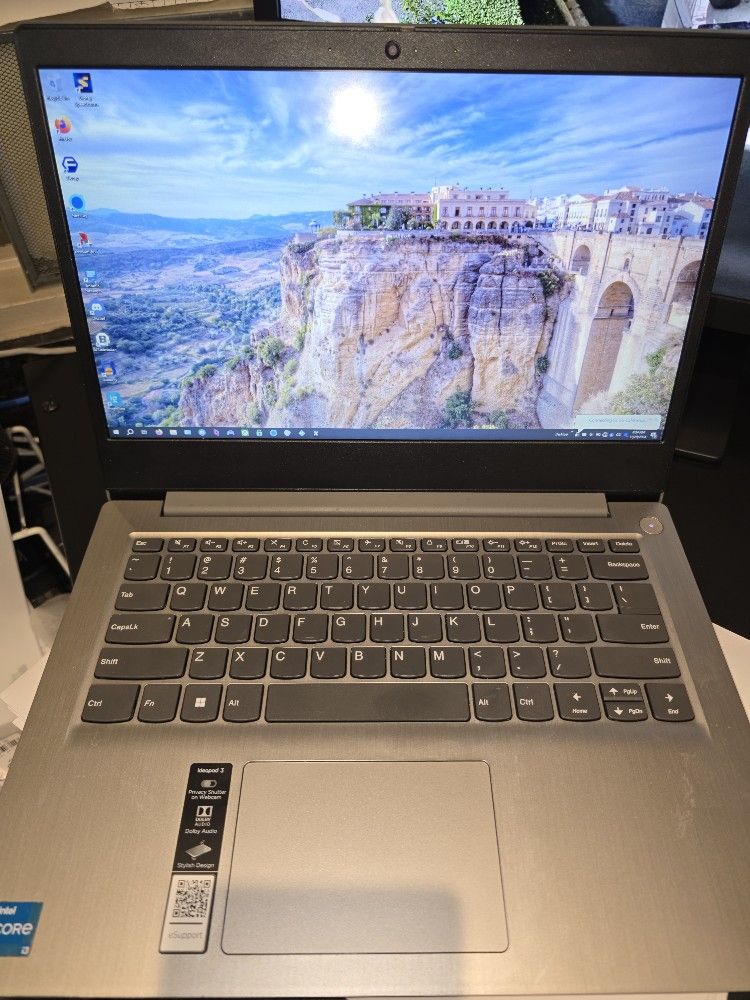 14" 1080p Lenovo Laptop