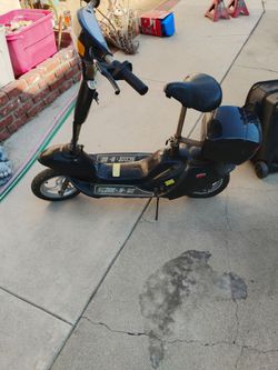 Electric scooter