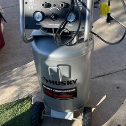 New Husky silent compressor 20 Gal